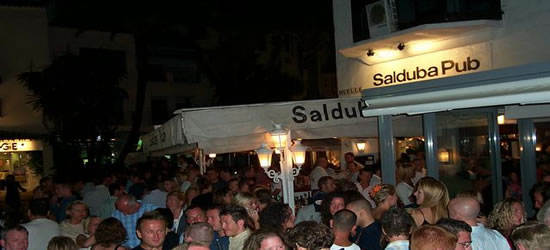 Salduba Pub, Puerto Banus
