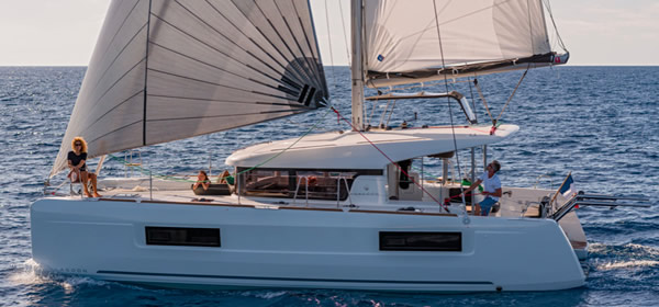 Lagoon 40