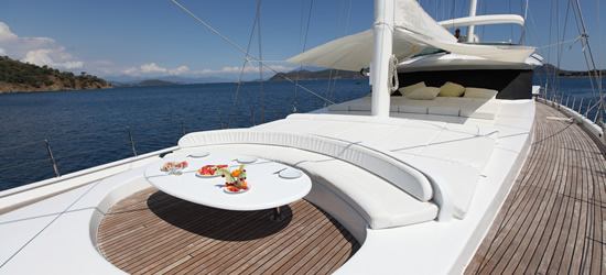 Angelo II Luxury Sail