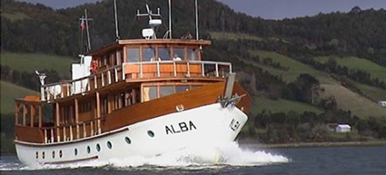 yacht charter chile