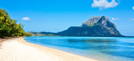 Ile aux Benitiers with Le Morne Brabant in the distance